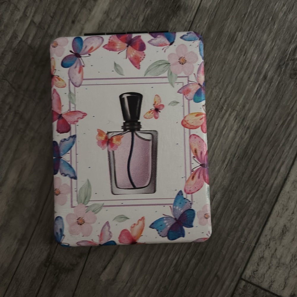 Floral Perfume Mirror *sold individually* - Picture 4 of 6